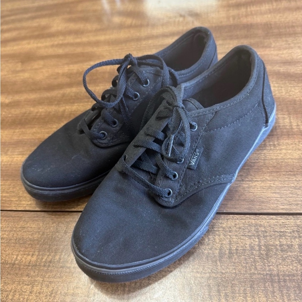 Vans Black Canvas Low-Top Sneakers - All Black